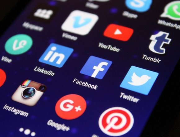 Hoteliers to Spend More on Social Media Hoteliers to Spend More on Social Media
